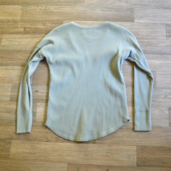 Abercrombie Long Sleeve Waffle V-neck Thermal Shirt Bundle Size Smalls - Picture 4 of 5